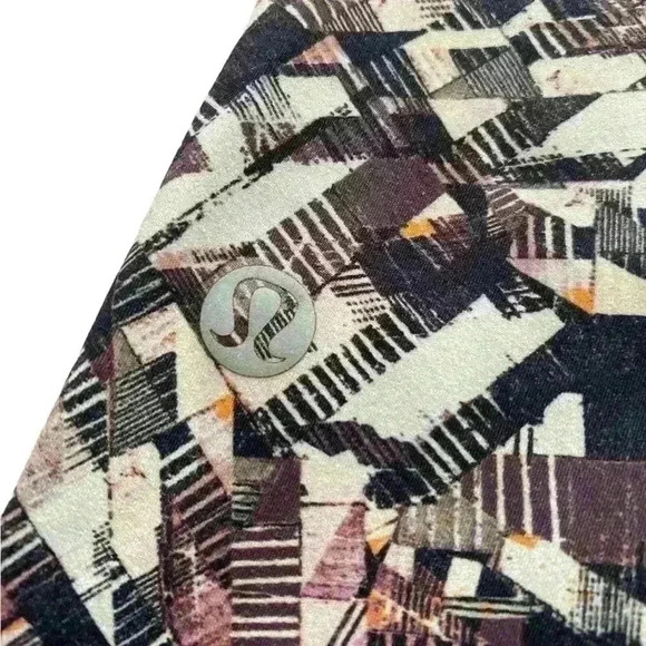 Lululemon Fast and Free Tight II 25" *Non-Reflective Nulux - Picture 8 of 8